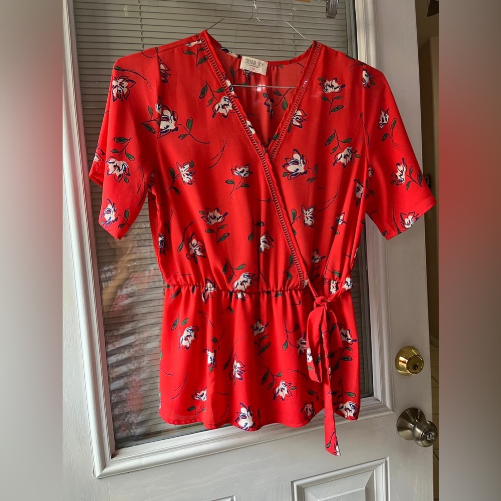 Sienna Sky women's short sleeves bow blouse red with white flowers (E)